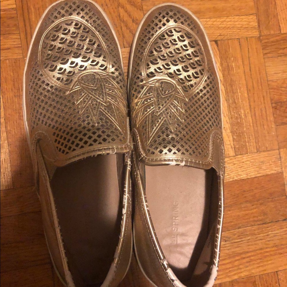Gold pineapple shoes call it spring 7
